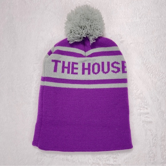 The House Beanie OS Fits All Purple Grey Pom Pom Snowboard Shop Never Worn! - Picture 5 of 9